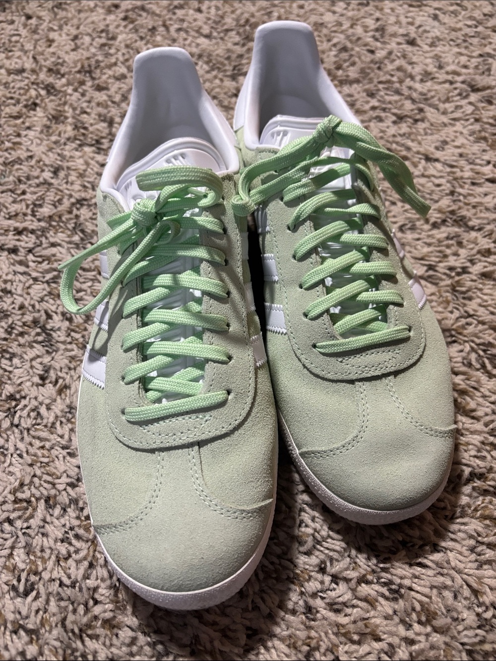 adidas Gazelle Sneakers in Pale Green and White - Picture 2 of 8